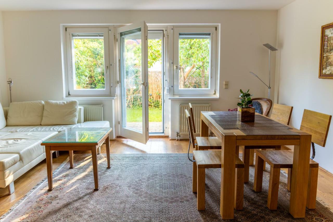 Town House Near Metro & Vienna City Center Esterno foto